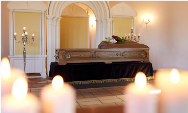 Ein Leitfaden zu wichtigen Dienstleistungen nach dem Verlust eines geliebten Menschen Ein Leitfaden zu wichtigen Dienstleistungen nach dem Verlust eines geliebten Menschen